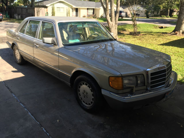 1989 Mercedes-Benz 300SEL Base Sedan 4-Door 3.0L 1989 Mercedes-Benz 300-Series