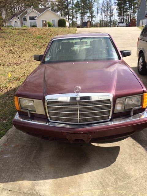 1989 Mercedes-Benz 300SEL-Series Cabernet 1989 Mercedes-Benz 300-Series Silver
