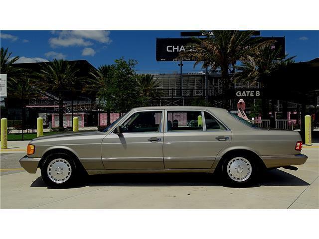 1989 Mercedes-Benz 400-Series 420SEL - photo 2
