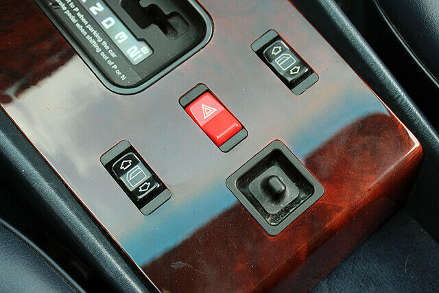1989 Mercedes-Benz SL-Class - photo 11