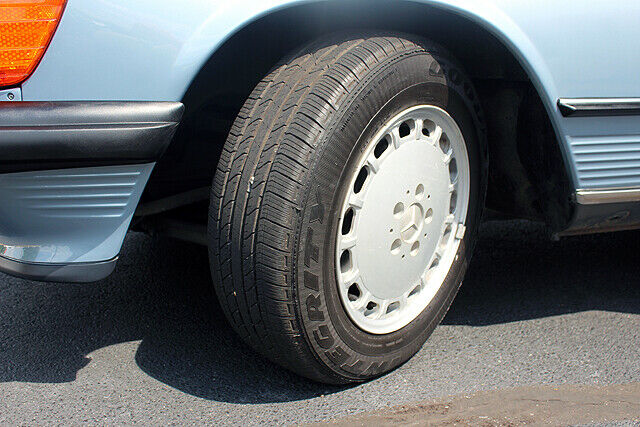 1989 Mercedes-Benz SL-Class - photo 12