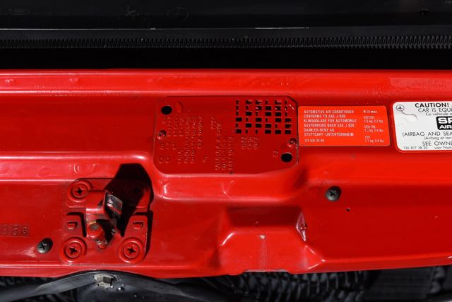 1989 Mercedes-Benz 500-Series 560 SL - photo 13