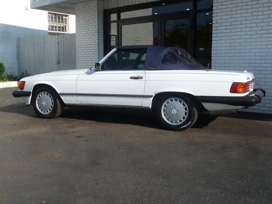 1989 Mercedes-Benz 560-Class 560SL 2dr Convertible - photo 3