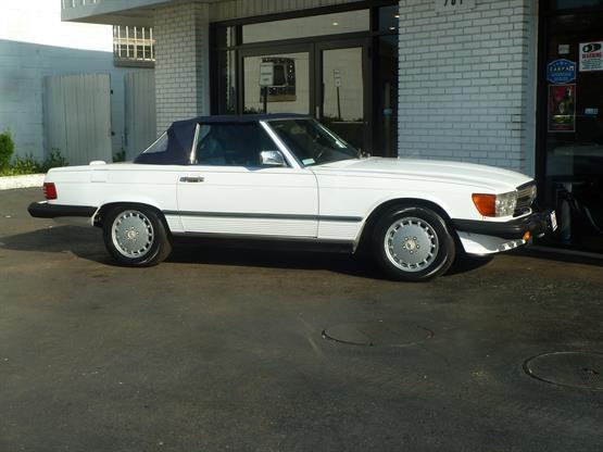 1989 Mercedes-Benz 560-Class 560SL 2dr Convertible - photo 5