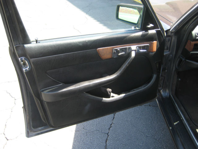 1989 Mercedes-Benz 500-Series 560 SEL - photo 8