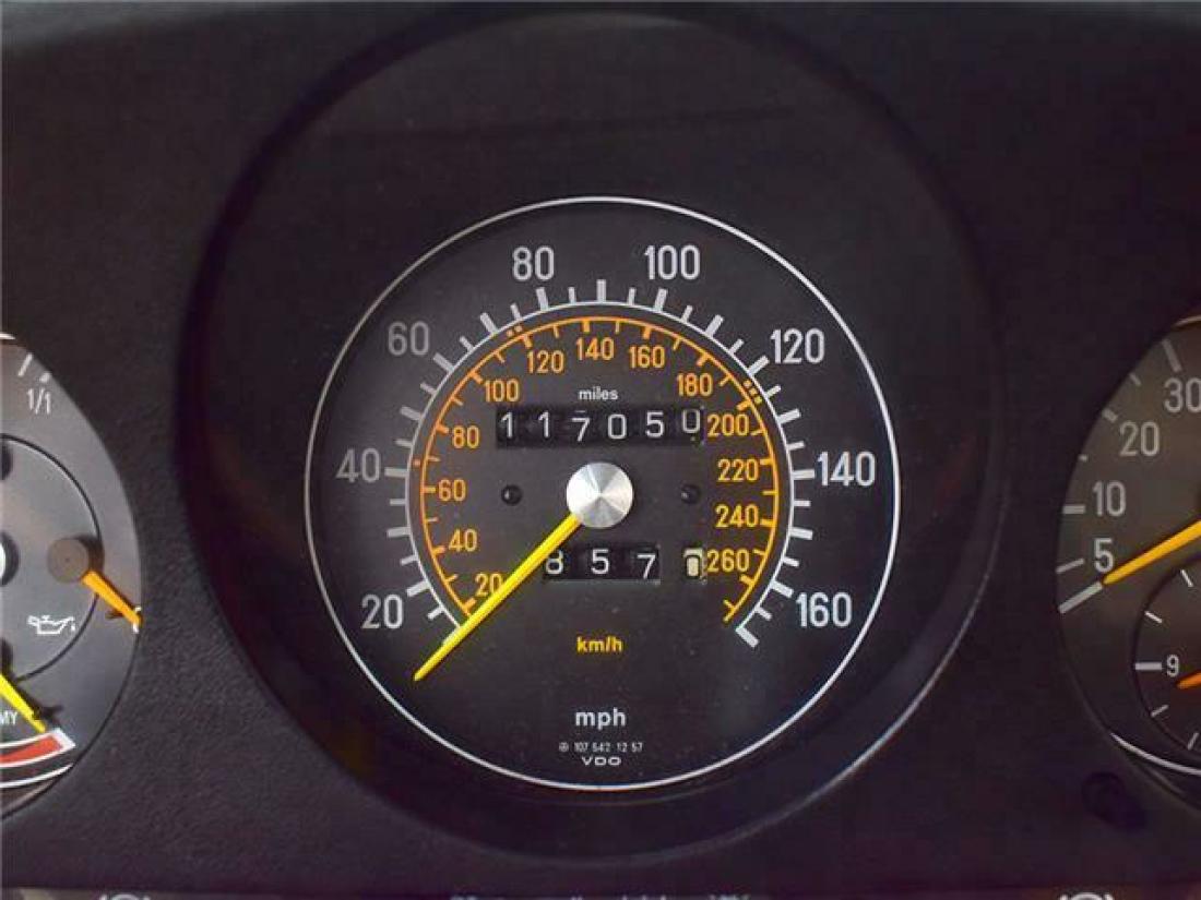 1989 Mercedes-Benz 500-Series 560SL - photo 9