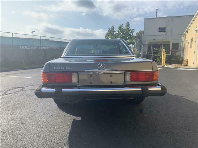 1989 Mercedes-Benz 500-Series 560SL - photo 5