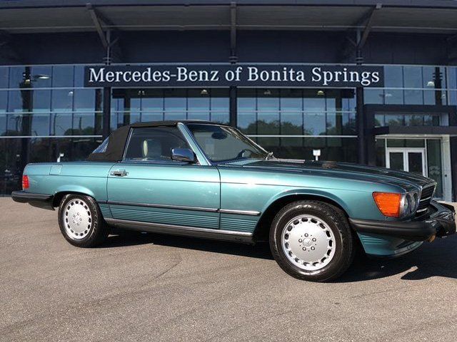 1989 Mercedes-Benz 560 Series 560SL Sea Foam Green Automatic 1989 Mercedes-Benz 500-Series 560SL