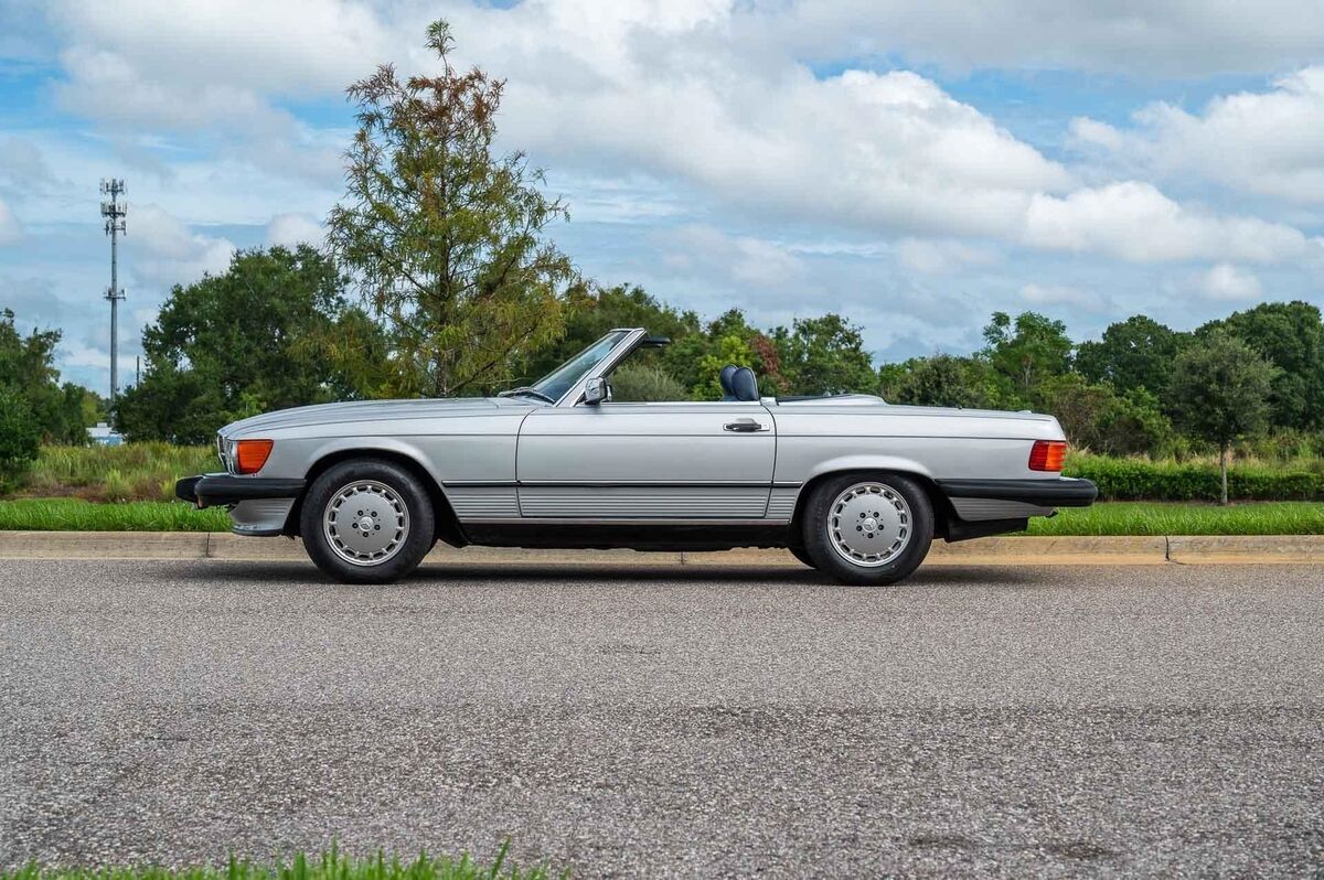 1989 Mercedes-Benz 500-Series SL Convertible - photo 2