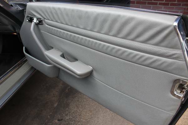 1989 Mercedes Benz 560 SL convertable soft top hard top automatic 1989 Mercedes-Benz SL-Class 2 Door Coupe