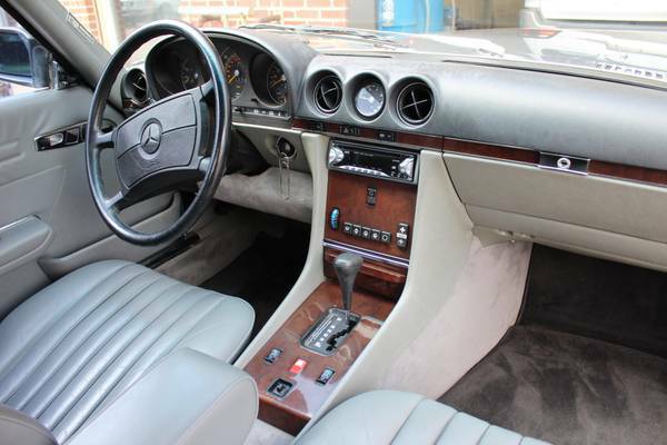 1989 Mercedes-Benz SL-Class 2 Door Coupe - photo 2