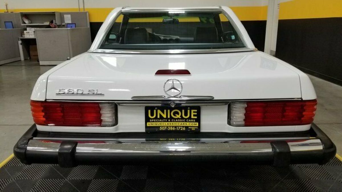 1989 Mercedes-Benz 560 SL Convertible - photo 11