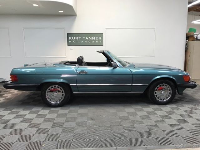 1989 Mercedes-Benz SL-Class 560-SL CONVERTIBLE - photo 4