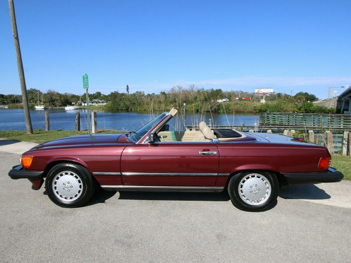 1989 Mercedes-Benz 560 SL Last Year, Low Miles, Best Color Option! 1989 Mercedes-Benz SL-Class 560SL