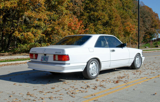 1989 Mercedes-Benz 500-Series 560SEC - photo 3