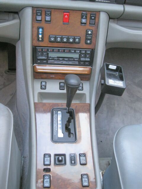 1989 Mercedes-Benz 500-Series - photo 12