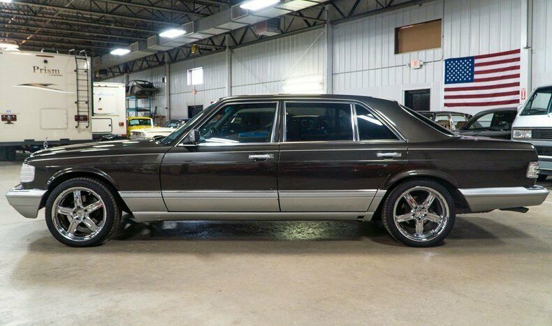 1989 Mercedes-Benz 560SEL - photo 2