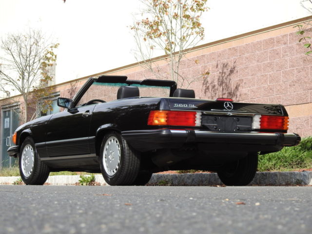 1989 Mercedes-Benz 500-Series Base Convertible 2-Door - photo 7