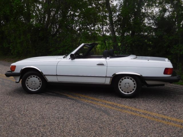 1989 Mercedes Benz 560sl 27k miles 1989 Mercedes-Benz SL-Class 560sl 27k miles