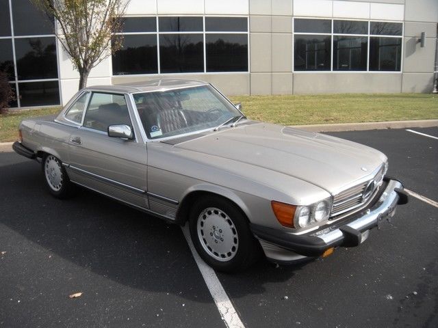 1989 MERCEDES BENZ 560SL LOW RESERVE ASIS SPECIAL 1989 Mercedes-Benz SL-Class 560SL