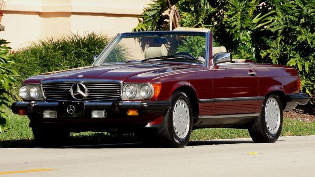 1989 MERCEDES BENZ 560SL ROADSTER 65,000 ORIGINAL MILES EXCELLENT INSIDE AND OUT 1989 Mercedes-Benz SL-Class ROADSTER