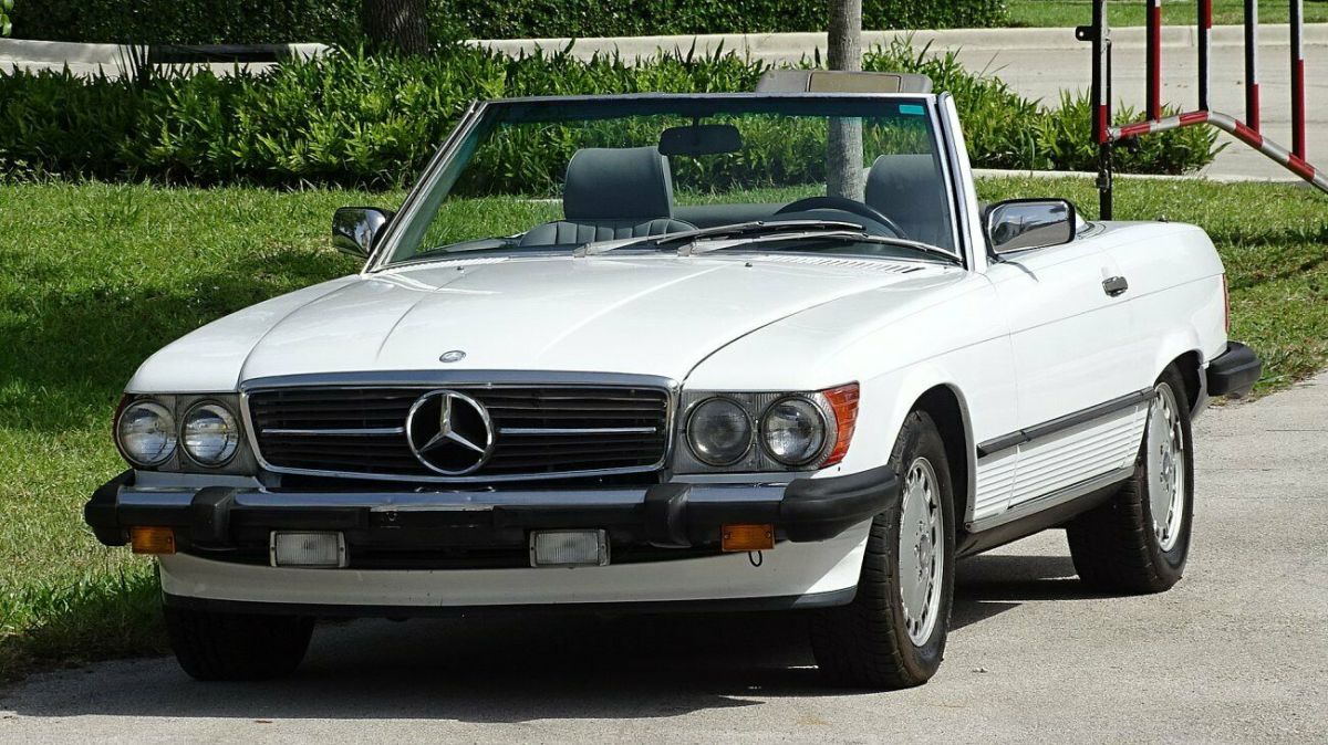 1989 Mercedes-Benz SL-Class 560SL