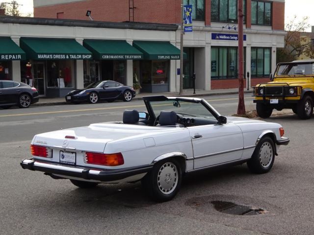 1989 Mercedes-Benz 500-Series 560SL Roadster - photo 5