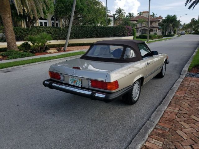 1989 Mercedes-Benz SL-Class 560SL - photo 3
