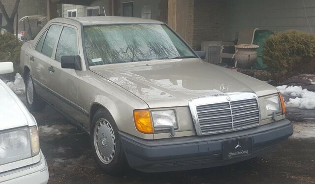 1989 Mercedes-Benz E 300 (300E) 4dr Sedan 1989 Mercedes-Benz 300-Series E class