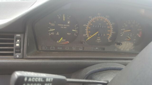 1989 Mercedes-Benz 300-Series E class - photo 4