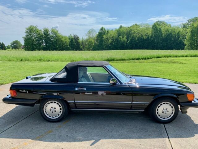 1989 Mercedes-Benz SL-Class 560SL Roadster - photo 6