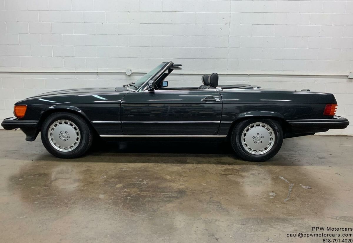 1989 Mercedes-Benz SL-Class 560SL