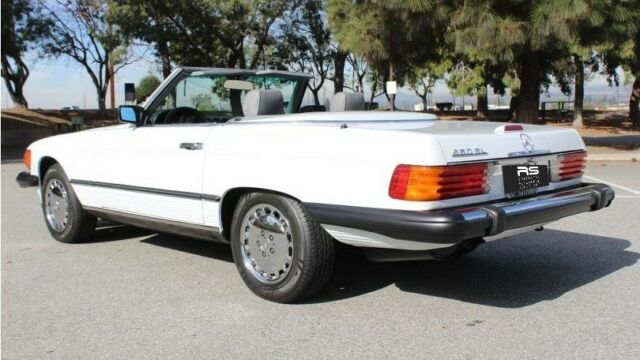 1989 Mercedes-Benz SL560 -FINAL YEAR ICONIC ROADSTER/CONVERTIBLE-ARIZONA VE - photo 7