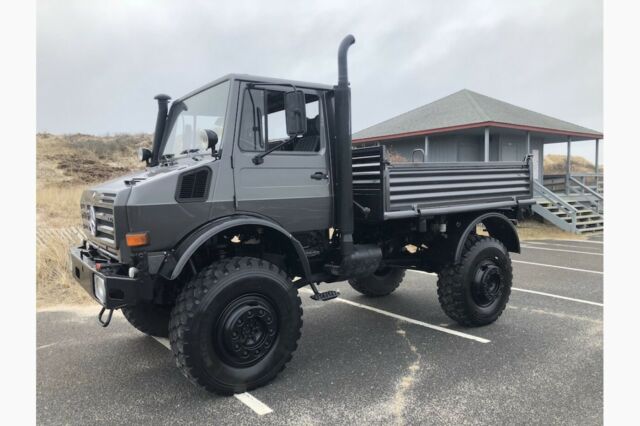 1989 Mercedes-Benz Unimog -- - photo 10