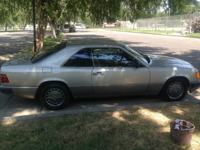 1989 Mercedes-Benz 300-Series 300ce - photo 6