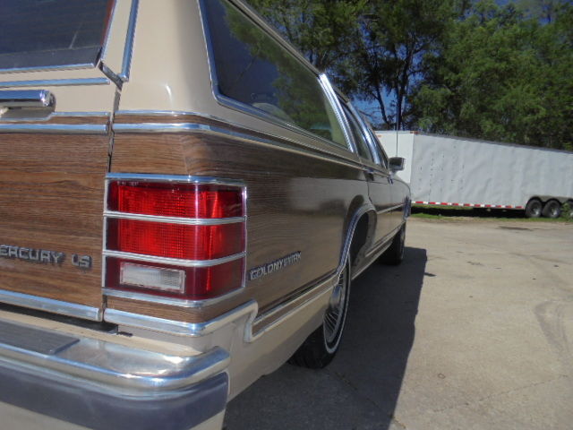 1989 Mercury Other LS Wagon 4-Door - photo 4