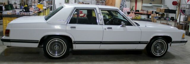 1989 Mercury Grand Marquis 122,650 Miles 1989 Mercury Grand Marquis