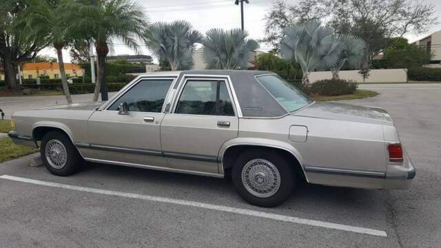 1989 Mercury Grand Marquis LS 79.5k Miles One owner 1989 Mercury Grand Marquis Excellent Condition..cloth