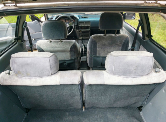 1989 Mercury Tracer Base Hatchback 2-Door - photo 13