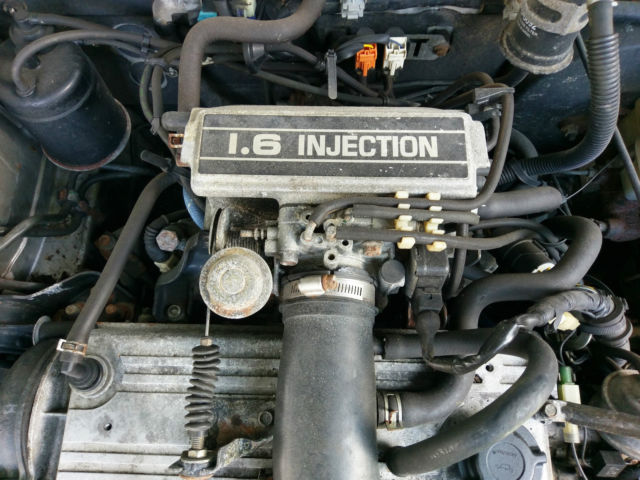 1989 Mercury Tracer Base Hatchback 2-Door - photo 4