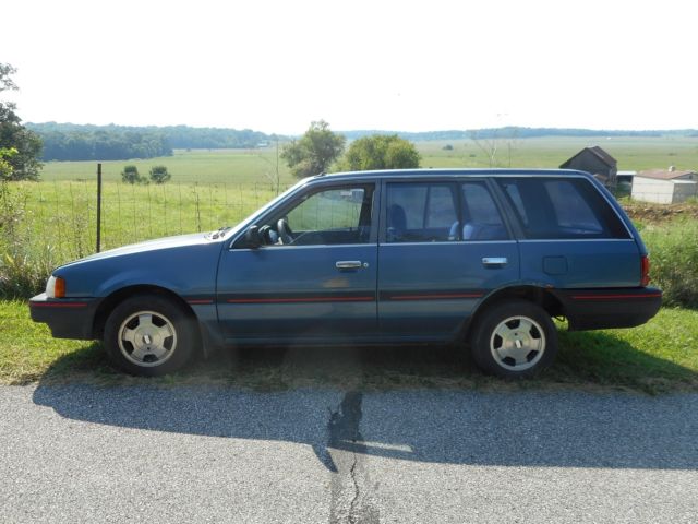 1989 Mercury Tracer Station Wagon Blue 4-Door 1.6L 4 cyl. Hatchback vintage 80's 1989 Mercury Tracer