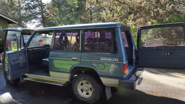 1989 Mitsubishi Montero Wagon long wheel base 4 door - photo 6
