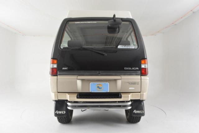 1989 Mitsubishi Delica 4WD Turbo Diesel 5-Speed Manual !!! - photo 4