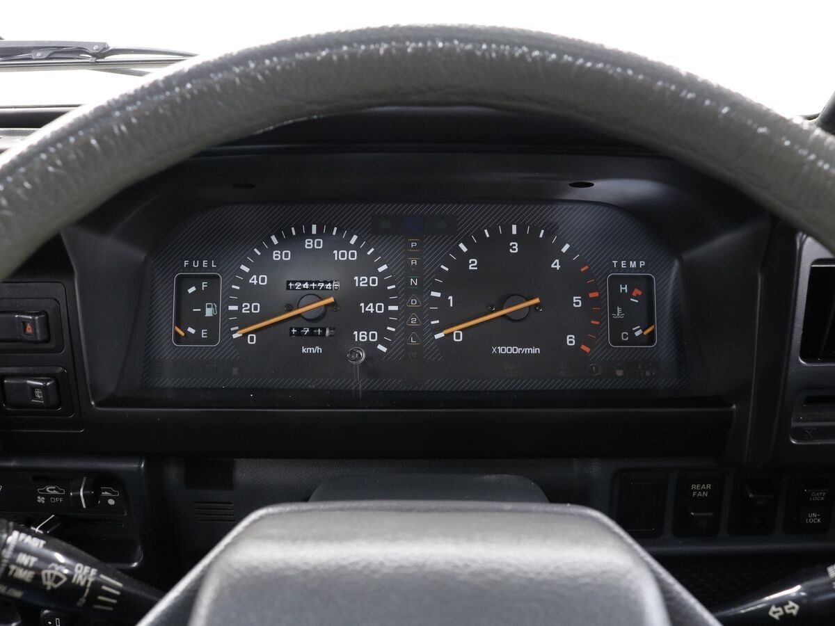 1989 Mitsubishi Delica L300 - photo 11