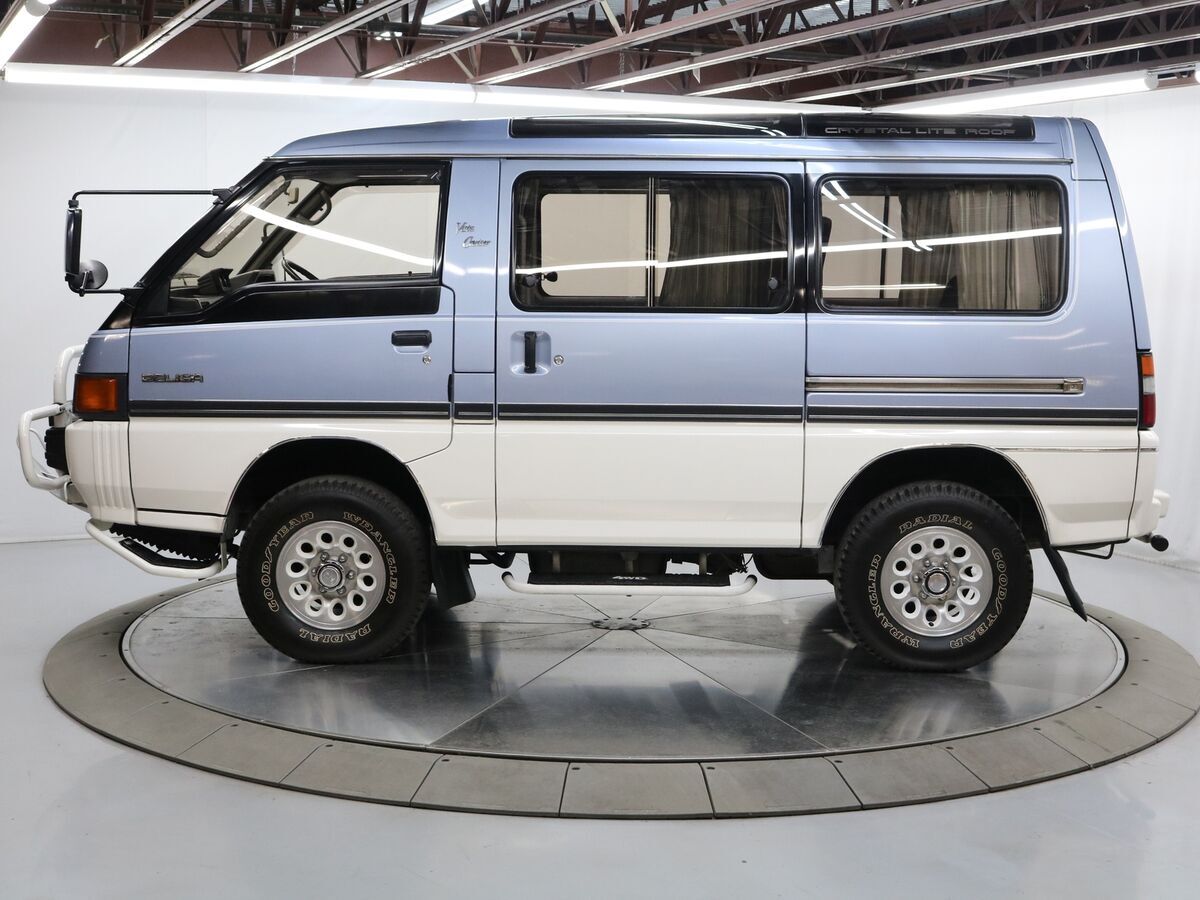 1989 Mitsubishi Delica L300 - photo 4