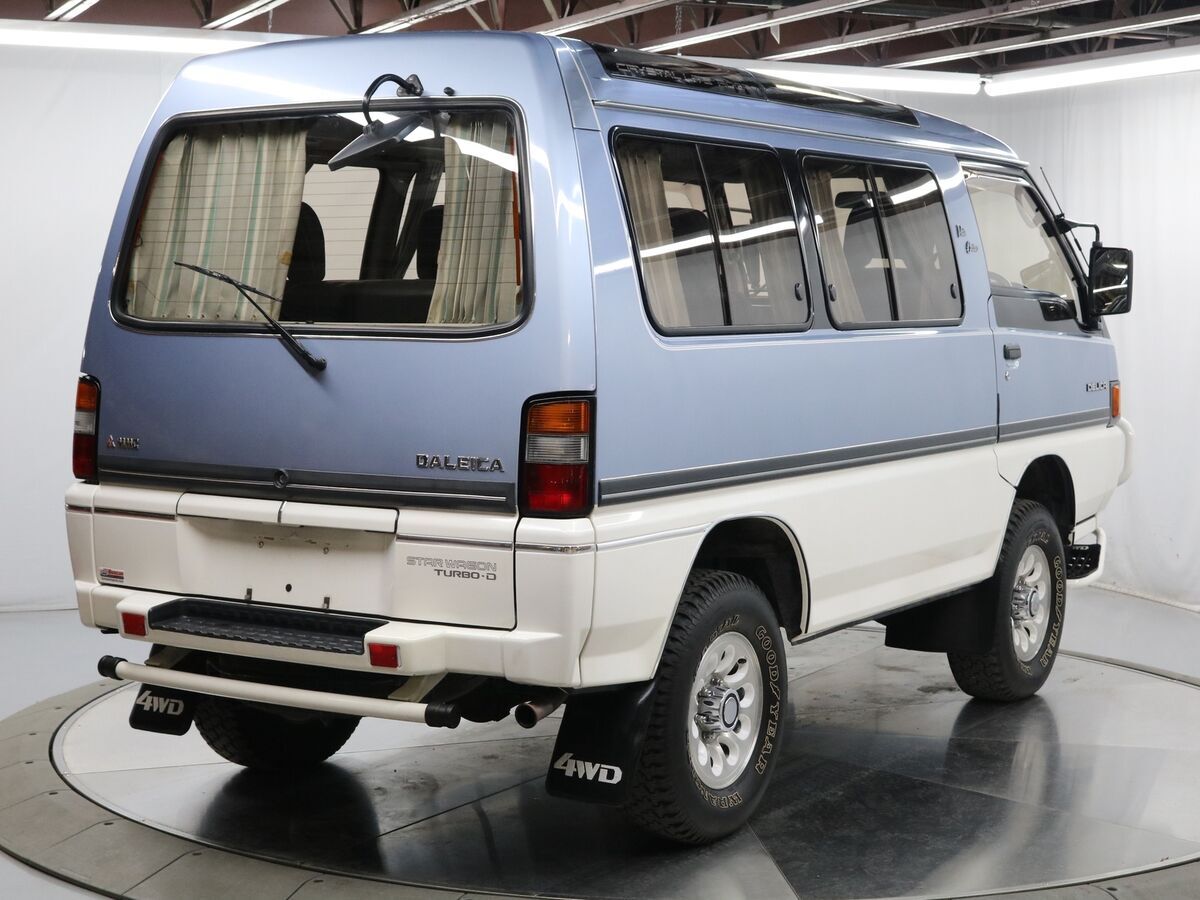 1989 Mitsubishi Delica L300 - photo 7