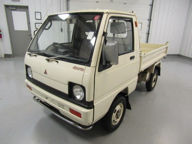 1989 Mitsubishi MiniCab 4WD w/ Dump Bed - photo 6