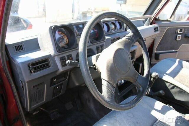 1989 Mitsubishi Montero LS - photo 11