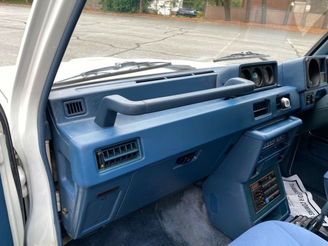 1980 Mitsubishi Montero PAJERO * TURBO DIESEL * RUST FREE - photo 13