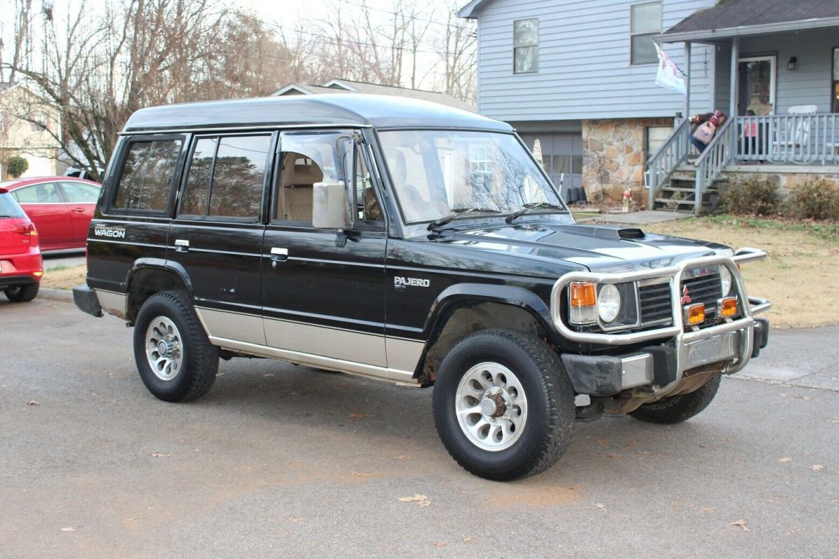 1989 Mitsubishi Montero - photo 4
